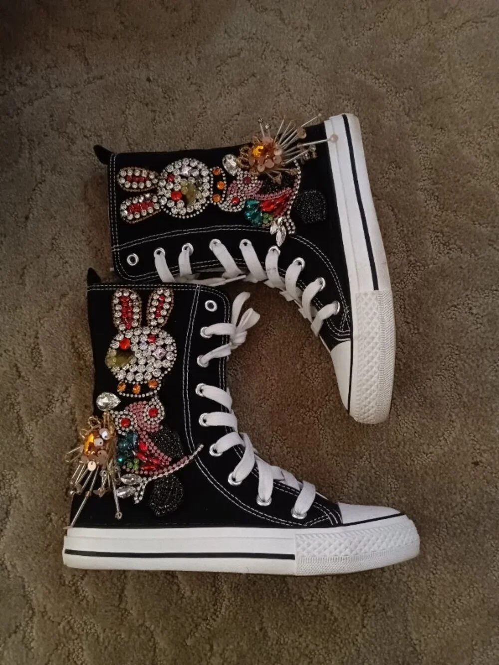 Opoee Girls embellished high tops size 3